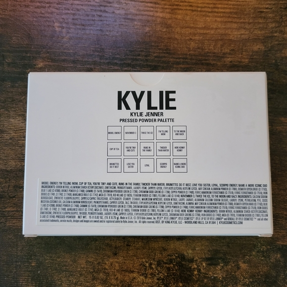 Kylie Cosmetics Kendall Pressed Powder Pallette - Picture 3 of 4